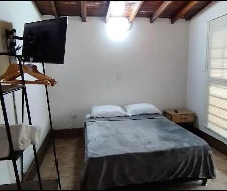 Hotel Das Haus Medellín Esterno foto