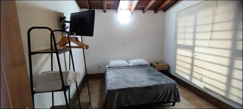 Hotel Das Haus Medellín Esterno foto